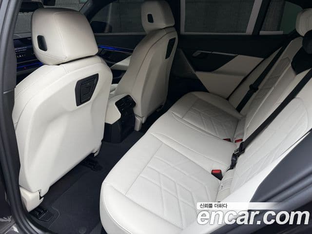 BMW 5시리즈 (G60) 520i M Sport, 2026 15