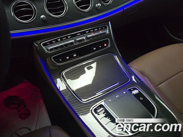 Mercedes-Benz E-класс W213 Avantgarde, 2023 12