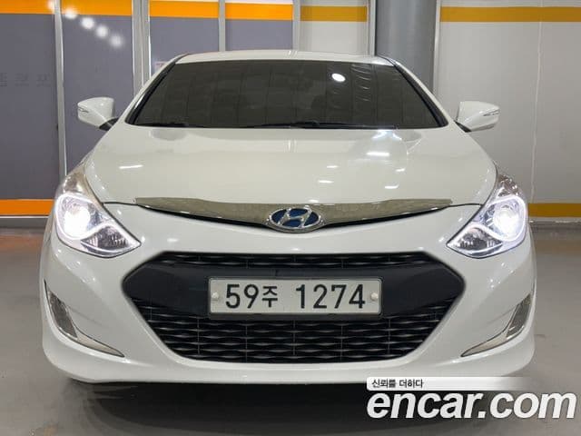 Hyundai Sonata гибрид Premium, 2014 1
