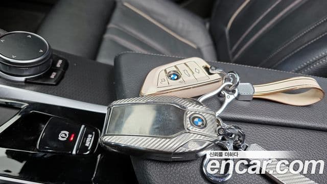 BMW 5시리즈 (G30) 520i M Sport, 2022 11