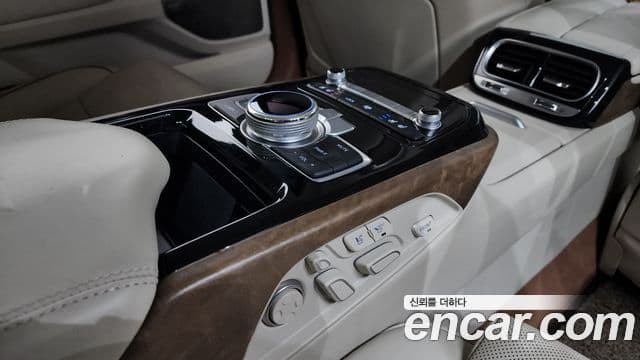 Genesis G90 Prestige, 2020 18