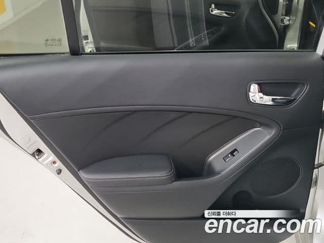 Kia K3 Prestige, 2013 16