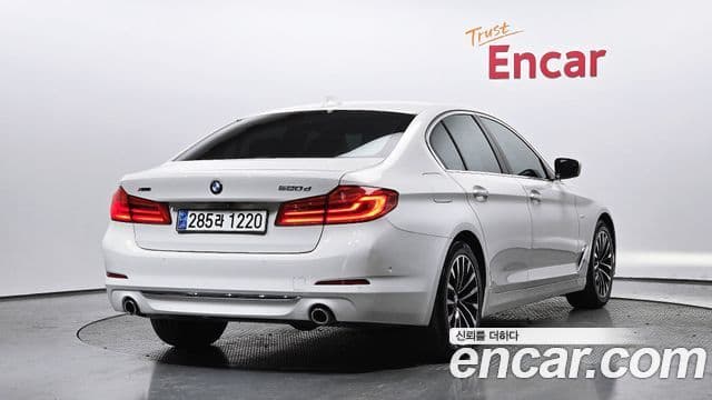 BMW 5시리즈 (G30) 520d xDrive Luxury Plus, 2018 2