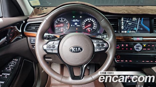 Kia All New K7 Prestige, 2016 13