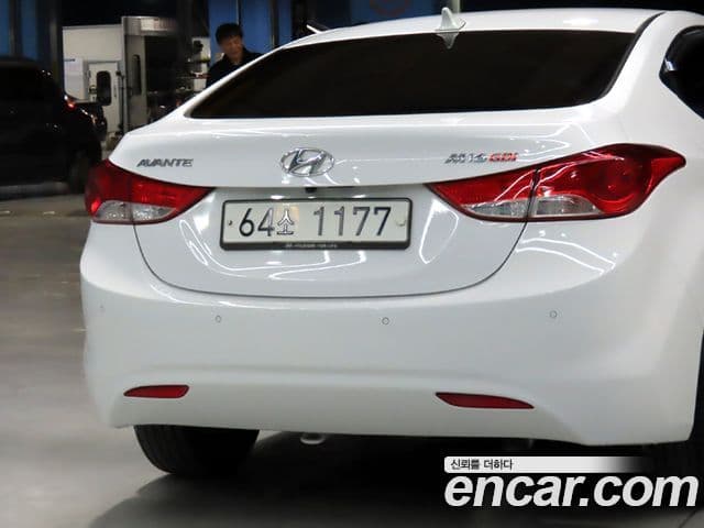 Hyundai Avante MD M16 GDI top, 2011 3