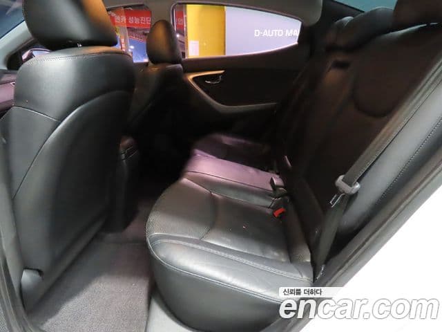 Hyundai Avante MD M16 GDI top, 2011 13