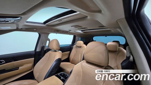 Kia Carnival 4세대 Signature, 2021 11