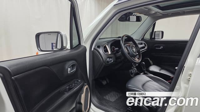 Jeep Renegade 2.0 дизель Longitude AWD, 2016 10