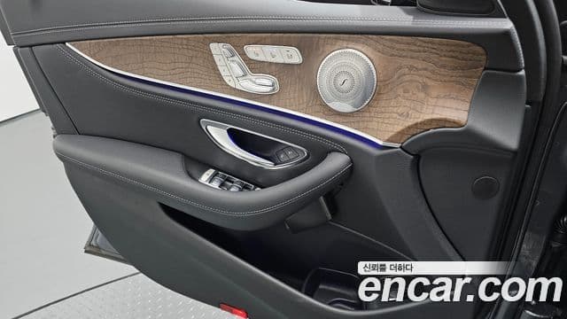 Mercedes-Benz E-класс W213 Exclusive, 2019 14