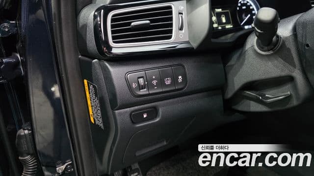 Kia Niro Prestige, 2018 17