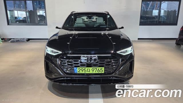Audi Q8 e-Tron (GE) Premium, 2024 3