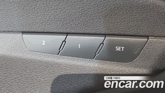 Audi Q8 e-Tron (GE) Premium, 2024 19