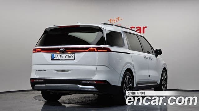 Kia Carnival 4세대 Signature, 2021 2