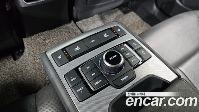 Genesis G80 Luxury, 2019 20