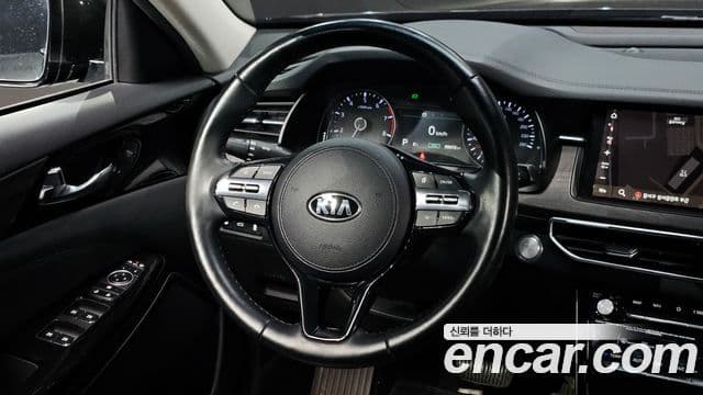 Kia K7 Premier 3.0 LPI Trendy(арендный автомобиль), 2020 13
