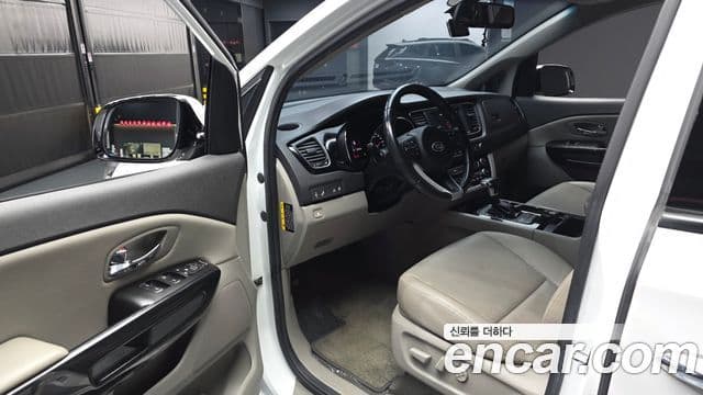 Kia All New Carnival Prestige, 2018 10