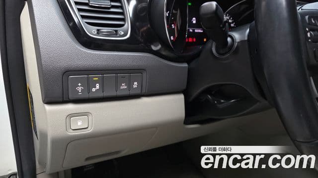 Kia All New Carnival Prestige, 2018 17