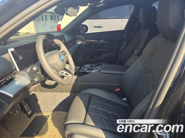 BMW i5 (G60) eDrive 40 M Sport, 2026 8