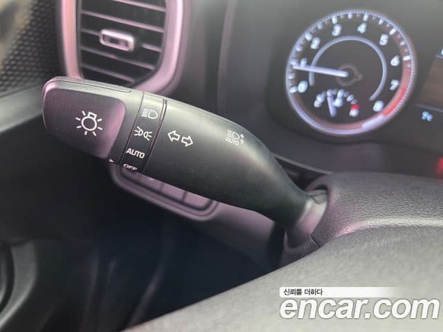 Hyundai Venue 1.6 Smart, 2020 16