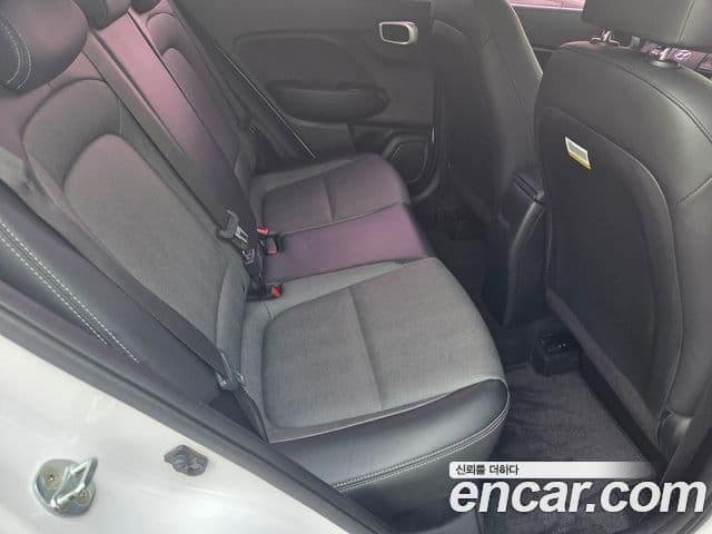 Hyundai Venue 1.6 Smart, 2020 18