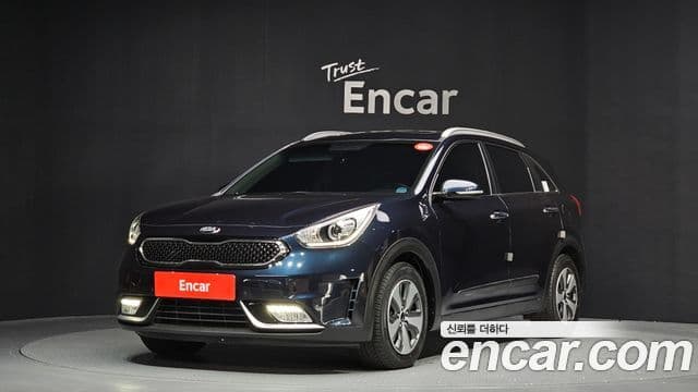 Kia Niro Noblesse, 2017 1