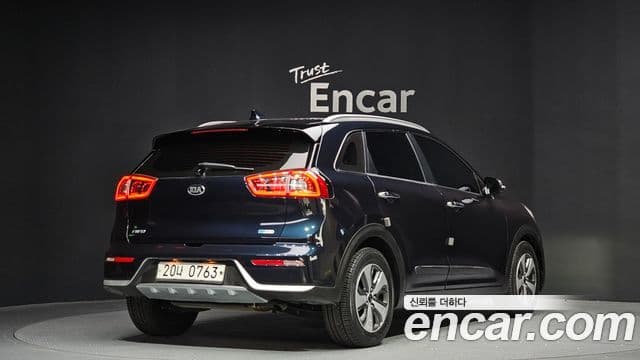 Kia Niro Noblesse, 2017 2