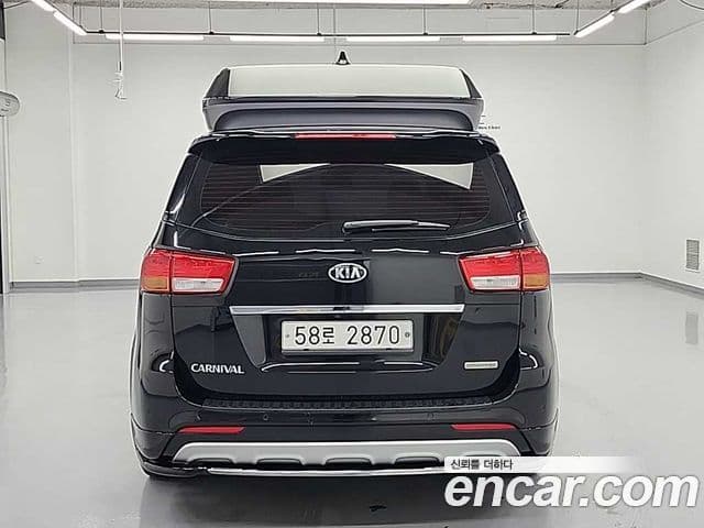 Kia All New Carnival Prestige, 2016 3
