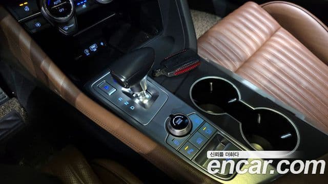 Genesis G70 Elite, 2019 9