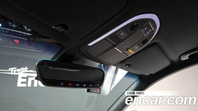 Genesis G70 Elite, 2019 19