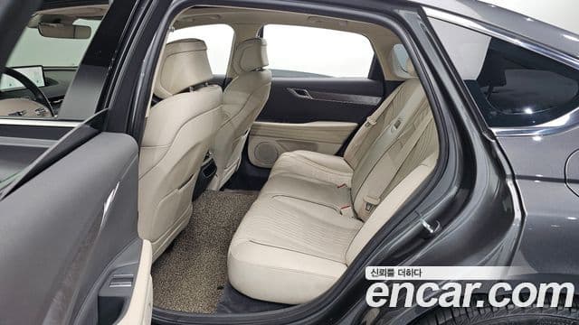 Genesis G80 (RG3) бензин 2.5 турбо 2WD, 2021 11