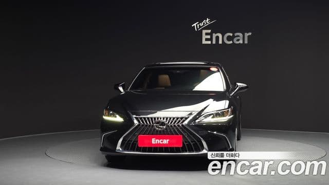 Lexus ES300h 7세대 Luxury Plus, 2023 3