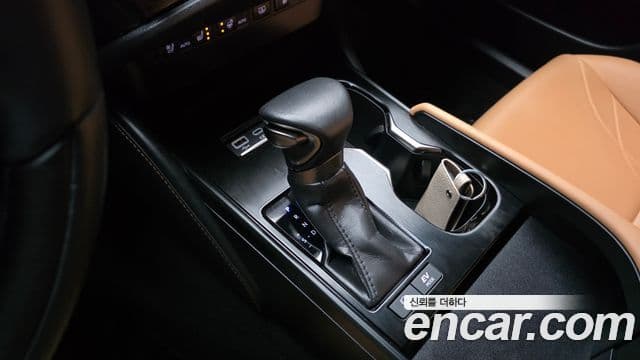 Lexus ES300h 7세대 Luxury Plus, 2023 9