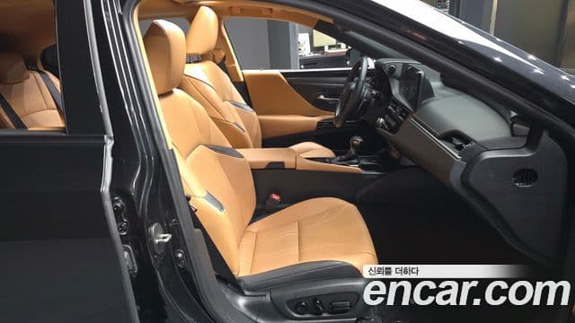 Lexus ES300h 7세대 Luxury Plus, 2023 11