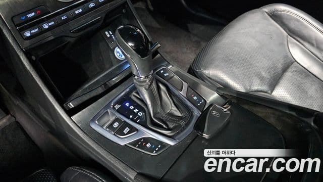 Hyundai Grandeur HG HG240 Modern Collection, 2017 9