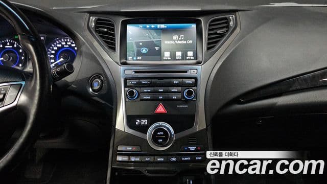 Hyundai Grandeur HG HG240 Modern Collection, 2017 12