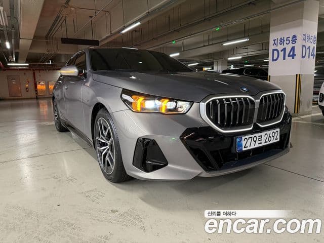 BMW 5시리즈 (G60) 520i M Sport, 2025 2