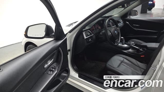 BMW 3시리즈 (F30), 2017 12