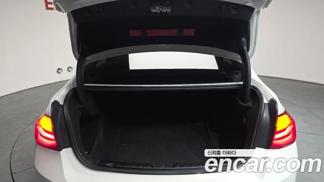 BMW 3시리즈 (F30), 2017 20