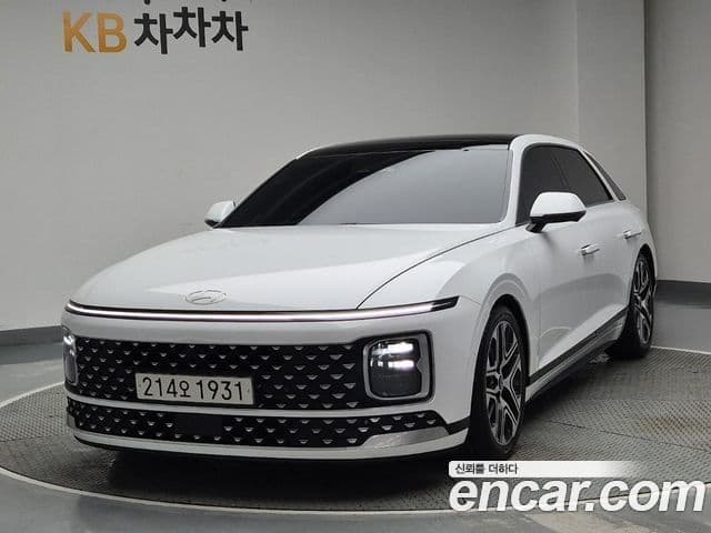 Hyundai Grandeur (GN7) Exclusive, 2025 1