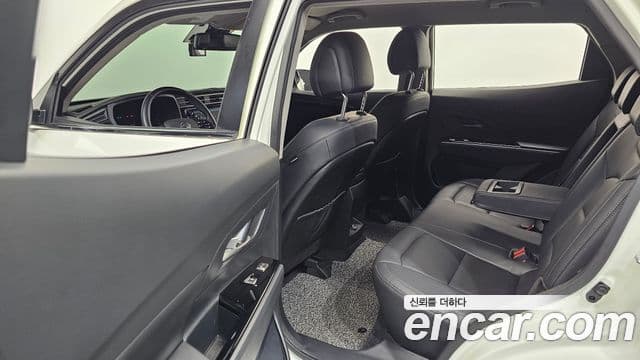 KG모빌리티(SsangYong) Beautiful Korando Plus, 2020 11