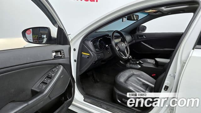 Kia K5 гибрид Noblesse, 2013 11