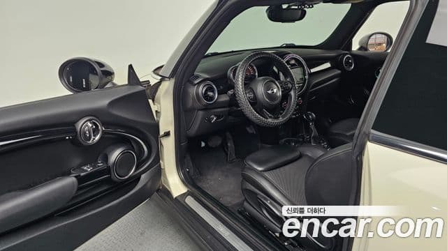 Mini Cooper D 3세대, 2014 10