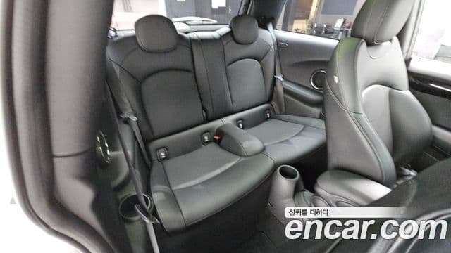 Mini Cooper D 3세대, 2014 12