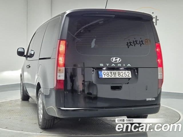 Hyundai Staria Modern, 2022 2