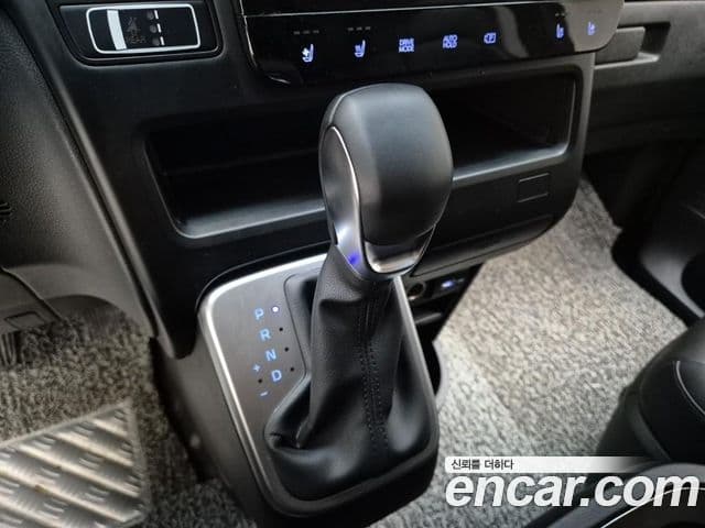 Hyundai Staria Modern, 2022 8