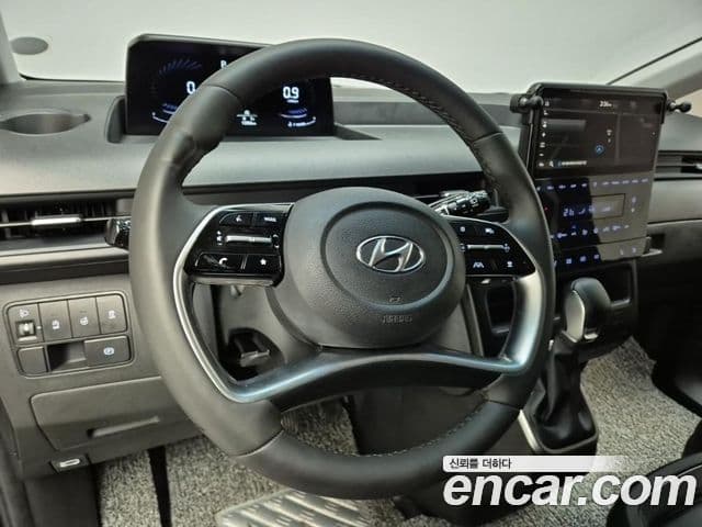 Hyundai Staria Modern, 2022 9