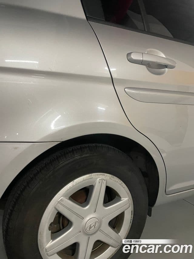 Hyundai 베르나(новый кузов / новое поколение), 2007 6