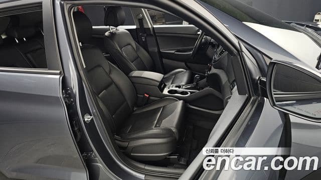 Hyundai All New Tucson Modern, 2017 13