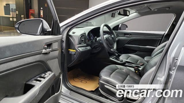 Hyundai Avante AD 1.6 GDI Value Plus, 2018 11