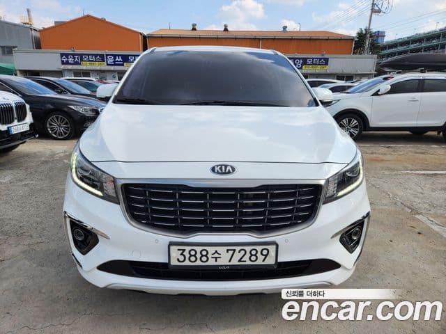 Kia The / новый New Carnival Luxury, 2019 4